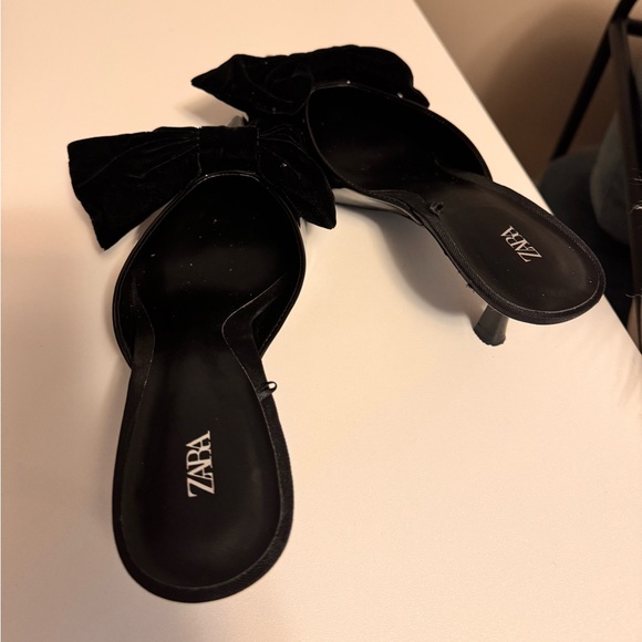 Zara kitten heels with velvet bows - Picture 3 of 3